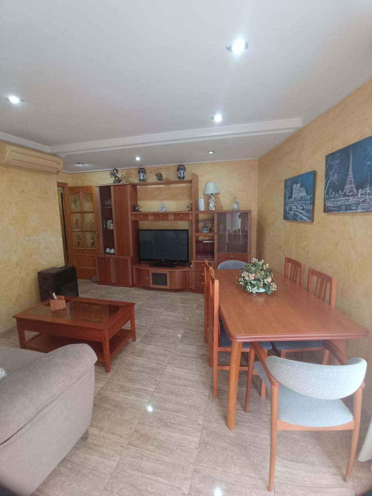 Pet Friendly - Apartamento Centrico Y Cerca De La Playa Santa Pola Esterno foto