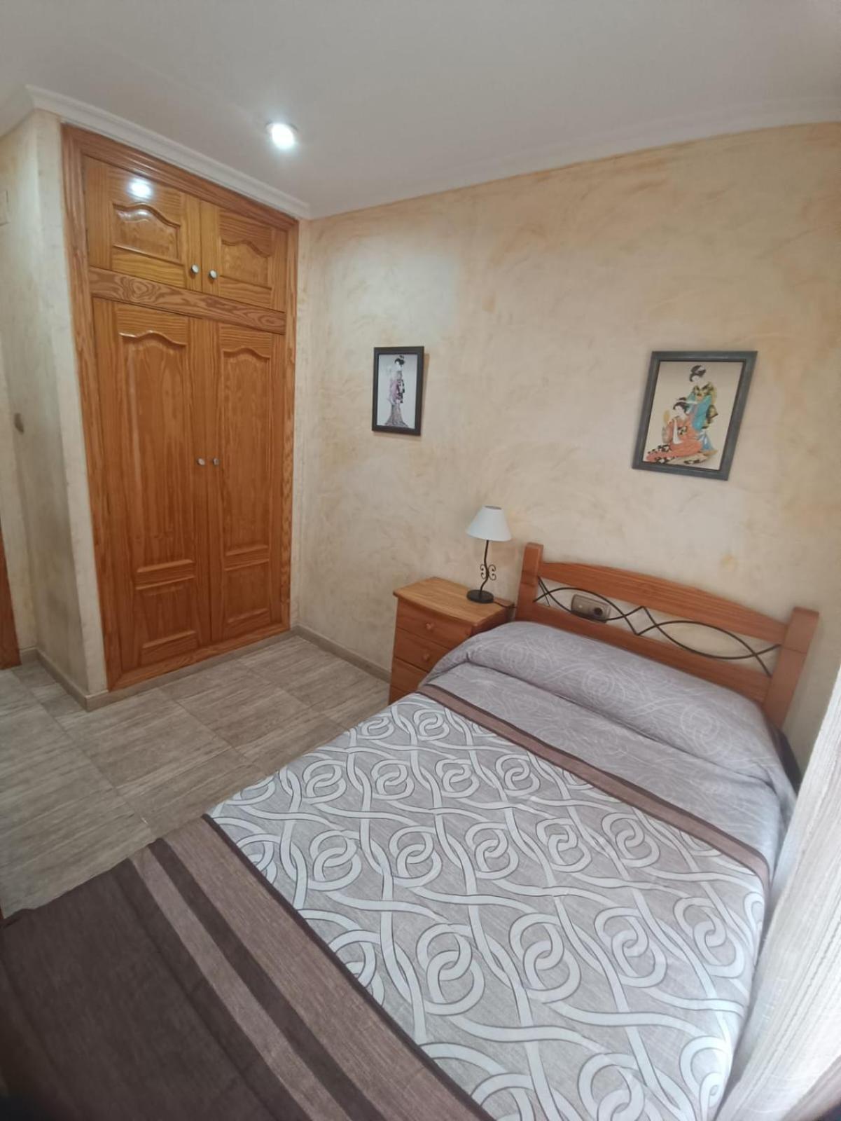 Pet Friendly - Apartamento Centrico Y Cerca De La Playa Santa Pola Esterno foto